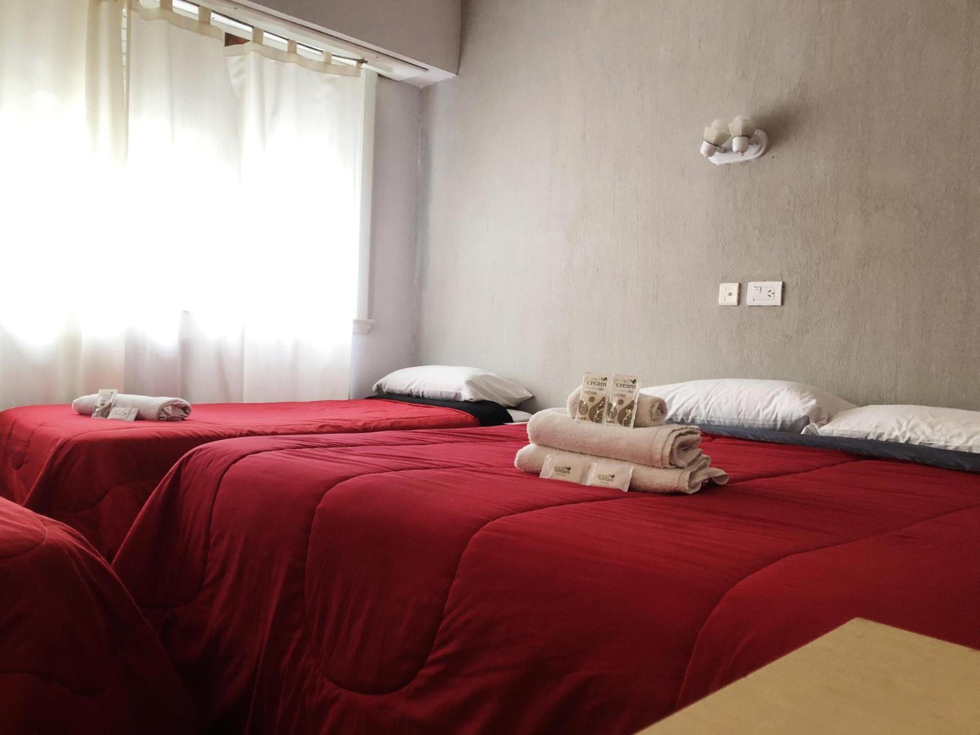 Hotel Tirol Мар-дель-Плата Экстерьер фото
